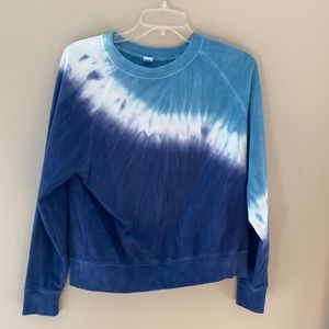 Soft and comfy tie dye sweatshirt.